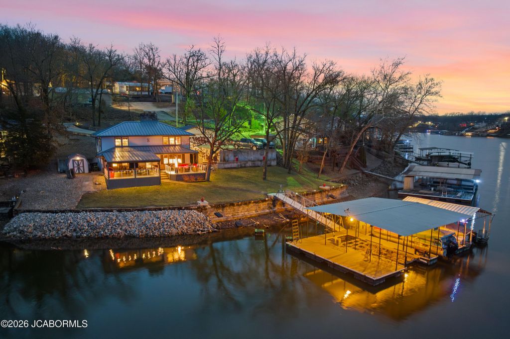 73 SNOWBIRD ROAD, Sunrise Beach, MO 65079