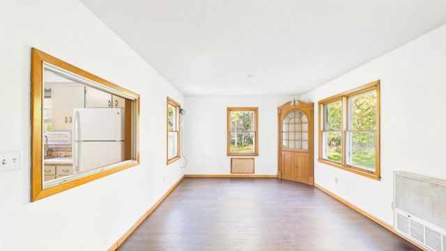 5043 Granada Avenue N, Oakdale, MN 55128