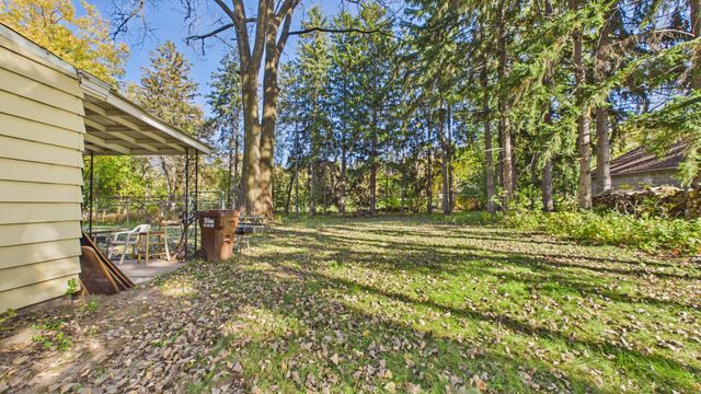 5043 Granada Avenue N, Oakdale, MN 55128