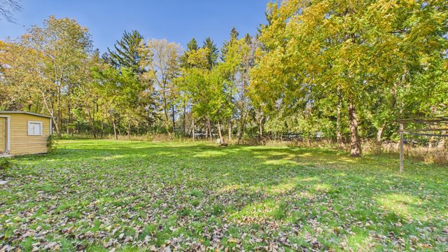 5043 Granada Avenue N, Oakdale, MN 55128