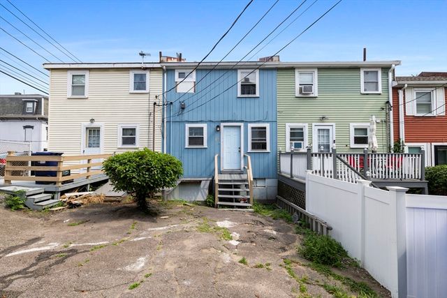 1-B Lorenzo St, Boston, MA 02122