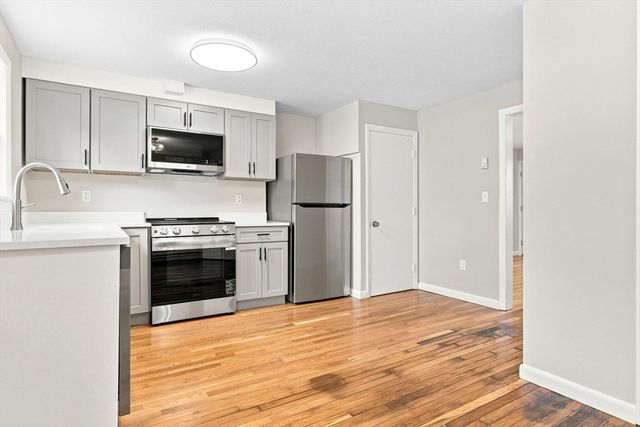 1-B Lorenzo St, Boston, MA 02122