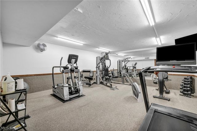 3400 wooster Road 502, Rocky River, OH 44116