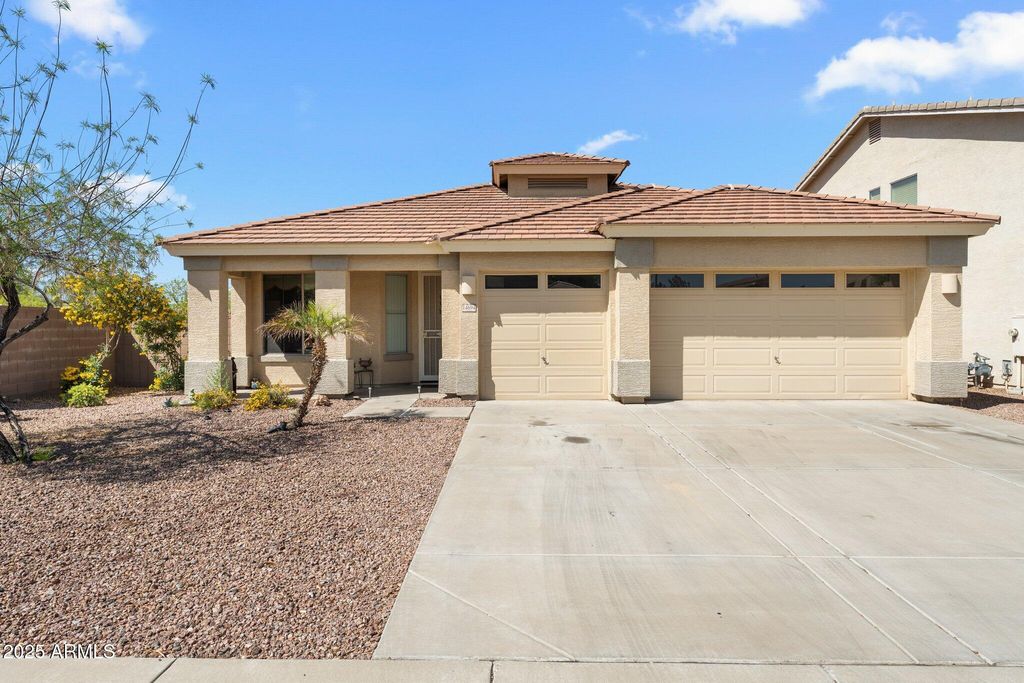 14694 W MANDALAY Lane, Surprise, AZ 85379 — photo 4
