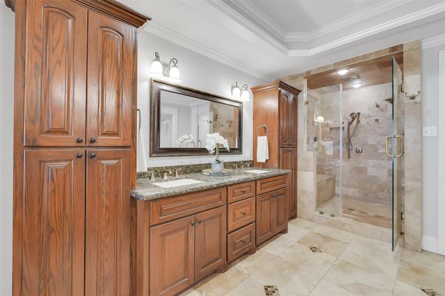 14 El Dorado Drive, Friendswood, TX 77546