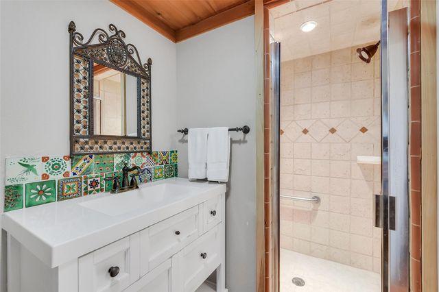 14 El Dorado Drive, Friendswood, TX 77546