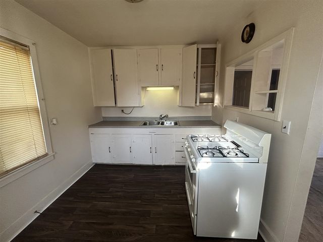 822 Campbell Street, Flint, MI 48507