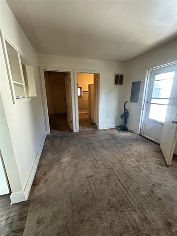 822 Campbell Street, Flint, MI 48507