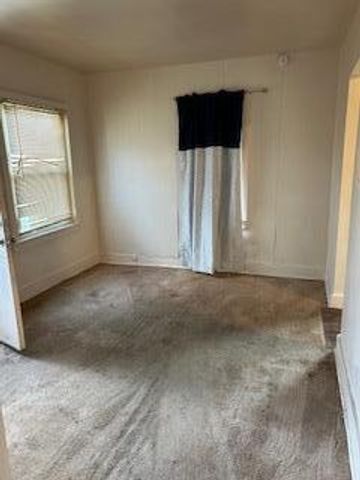 822 Campbell Street, Flint, MI 48507