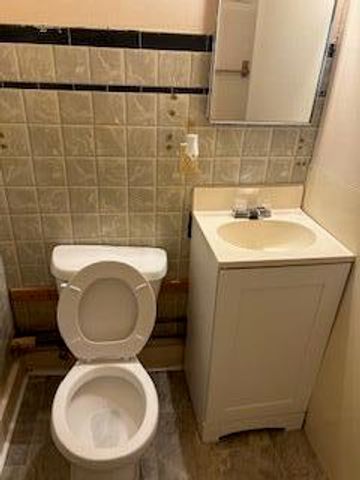 822 Campbell Street, Flint, MI 48507