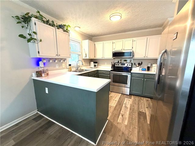 719 Alexwood Drive, Hope Mills, NC 28348