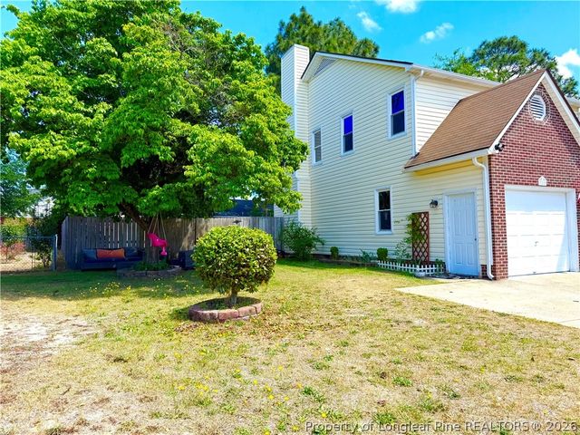 719 Alexwood Drive, Hope Mills, NC 28348