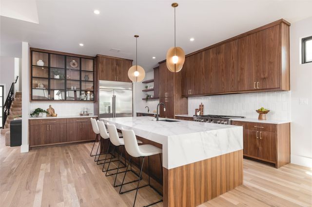 3950 Rochelle Drive, Dallas, TX 75220