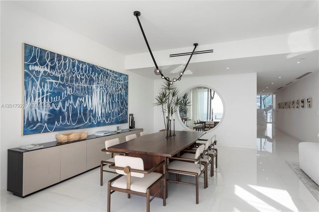 300 Biscayne Boulevard Way 5002E, Miami, FL 33131