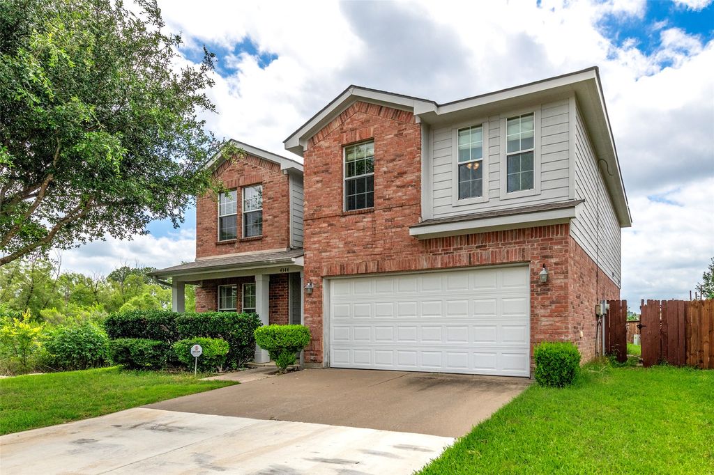 4344 Silverwood Trail, Fort Worth, TX 76244