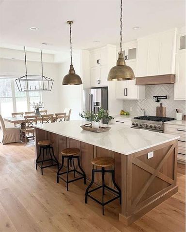 9400 Elisabeth Drive, Guthrie, OK 73044