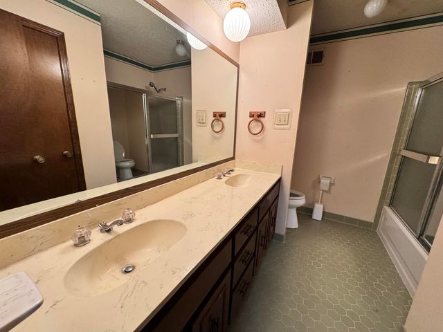 6981 ROSE TRAIL DR, Memphis, TN 38133