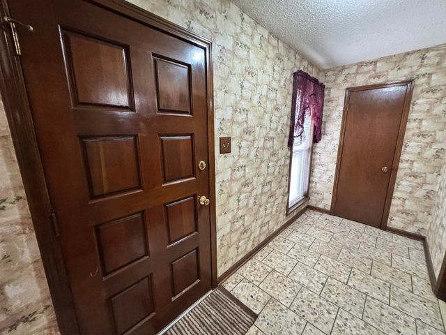 6981 ROSE TRAIL DR, Memphis, TN 38133