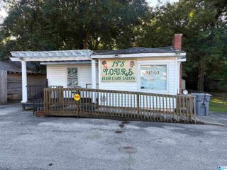 2007 27TH AVENUE N, Hueytown, AL 35023