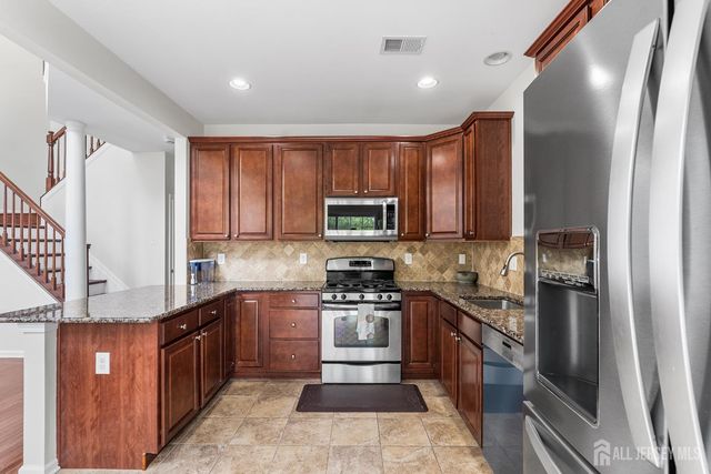 2357 Berkshire Lane, North Brunswick, NJ 08902