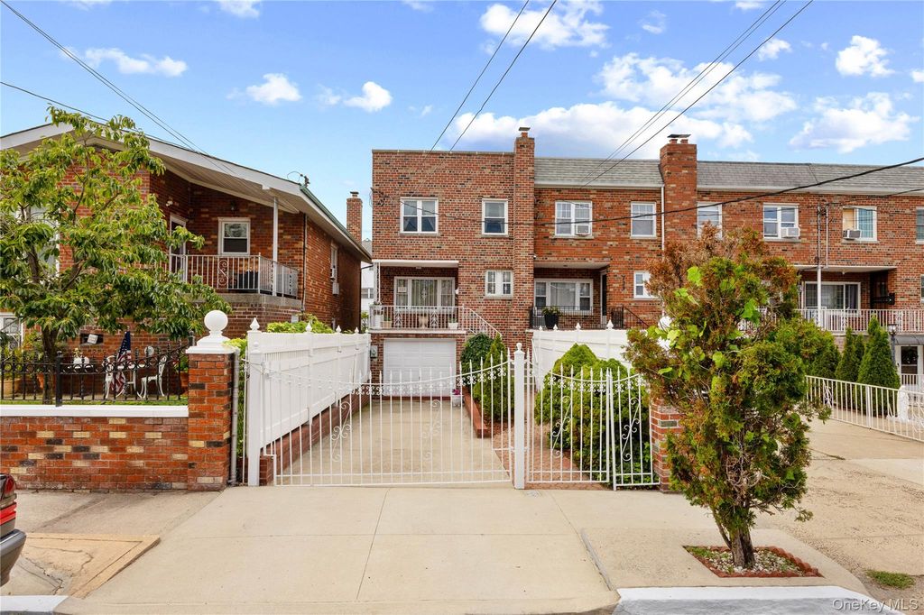 727 Hollywood Avenue, Bronx, NY 10465 — exterior