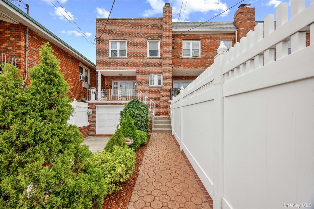 727 Hollywood Avenue, Bronx, NY 10465 — photo 3