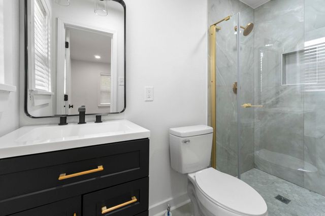 111 Chitwood Street, Hot Springs, AR 71913