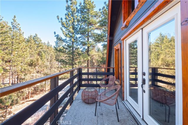 108 E Rainbow Boulevard, Big Bear City, CA 92314