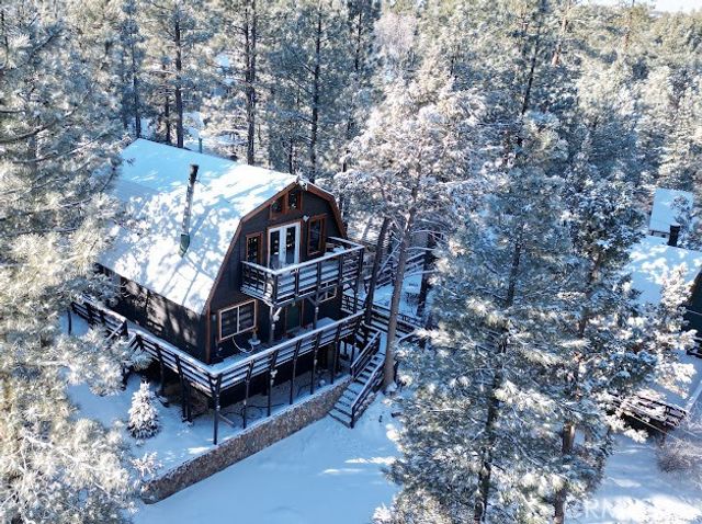108 E Rainbow Boulevard, Big Bear City, CA 92314