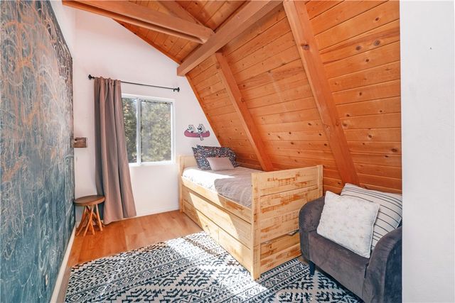 108 E Rainbow Boulevard, Big Bear City, CA 92314