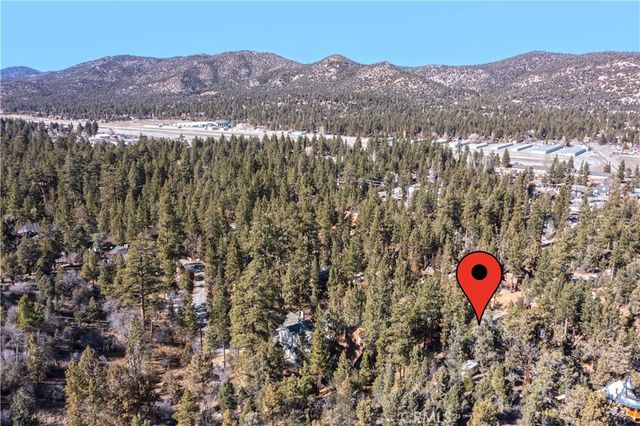 108 E Rainbow Boulevard, Big Bear City, CA 92314