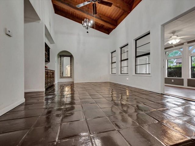 407 Muirfield Drive, Lufkin, TX 75901