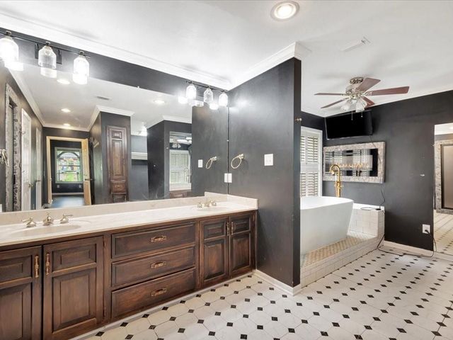 407 Muirfield Drive, Lufkin, TX 75901