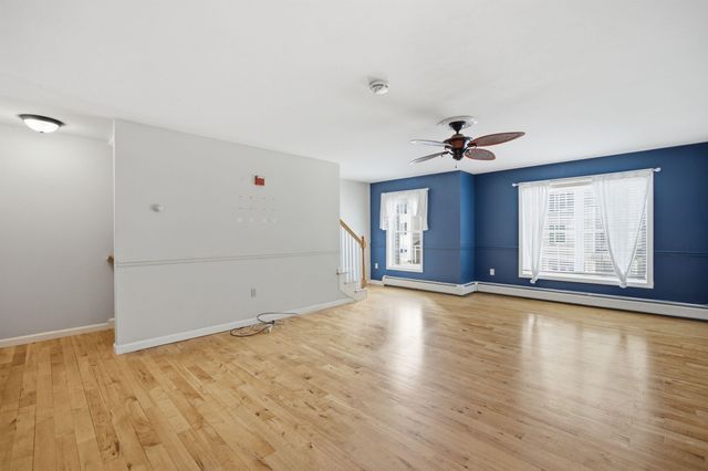 29 Melissa Way Unit B, Laconia, NH 03246