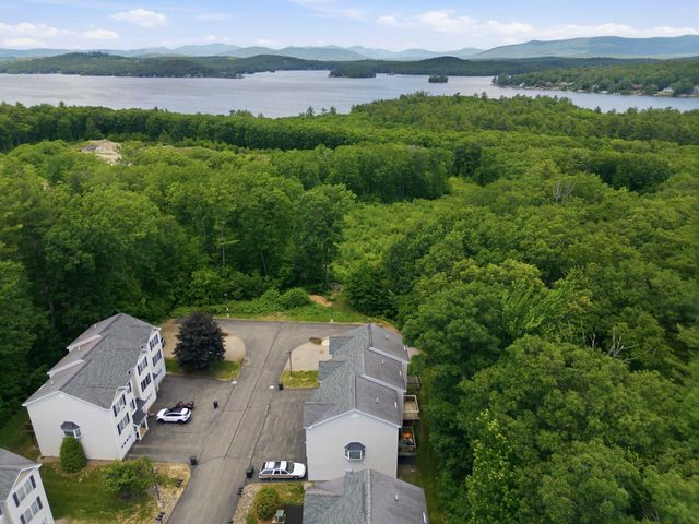29 Melissa Way Unit B, Laconia, NH 03246