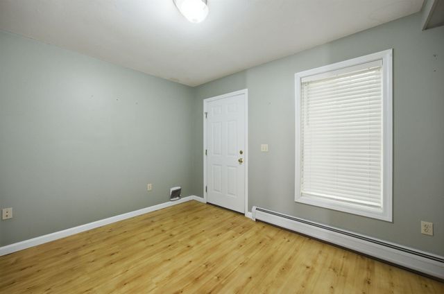 29 Melissa Way Unit B, Laconia, NH 03246