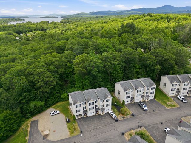 29 Melissa Way Unit B, Laconia, NH 03246