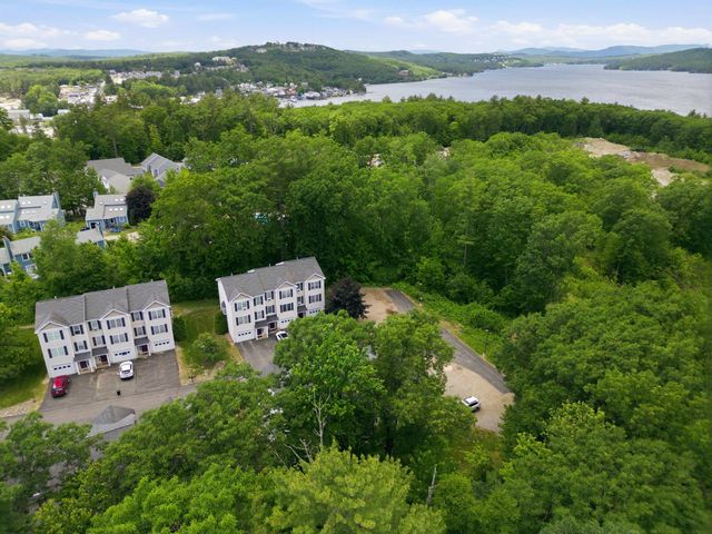 29 Melissa Way Unit B, Laconia, NH 03246