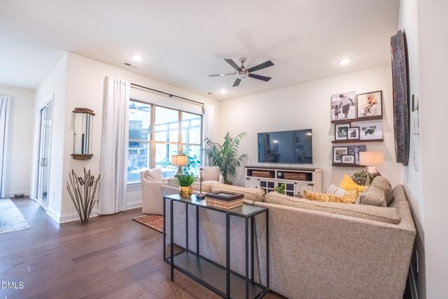 3512 Olive Glen Drive, Apex, NC 27502