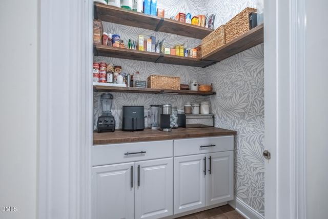 3512 Olive Glen Drive, Apex, NC 27502