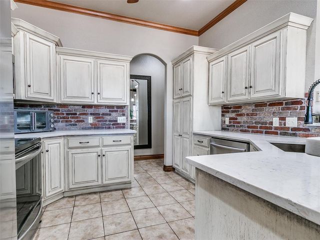 5785 Abby Lane, Piedmont, OK 73078