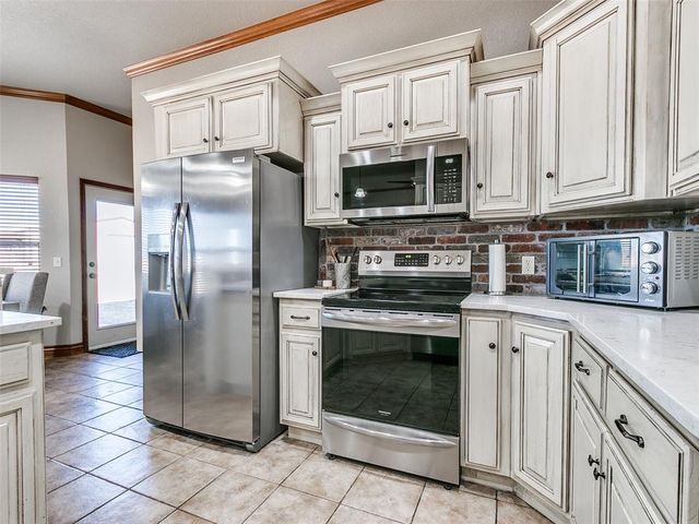 5785 Abby Lane, Piedmont, OK 73078