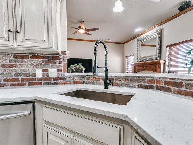 5785 Abby Lane, Piedmont, OK 73078
