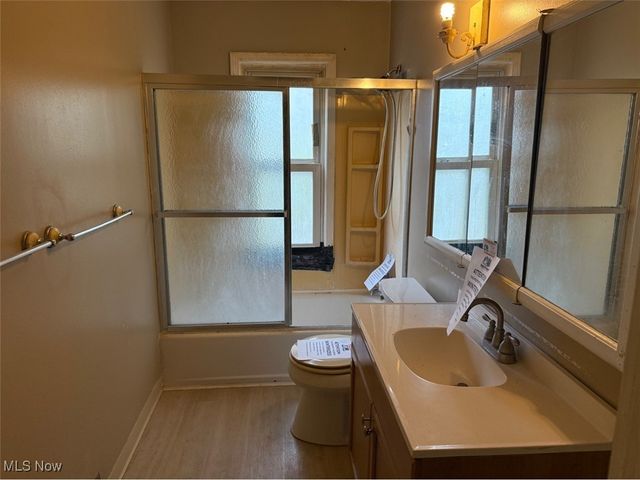 1798 E 337th Street, Eastlake, OH 44095