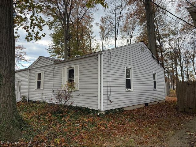 1798 E 337th Street, Eastlake, OH 44095