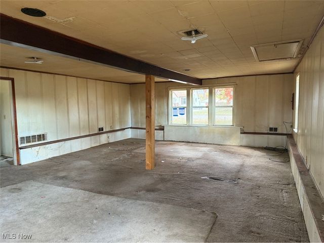 1798 E 337th Street, Eastlake, OH 44095