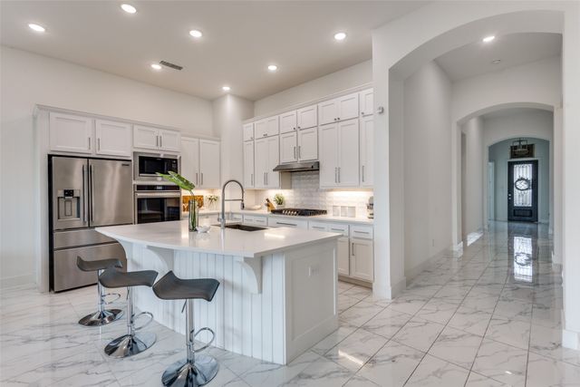 4012 Prickly Pear Avenue, Aubrey, TX 76227