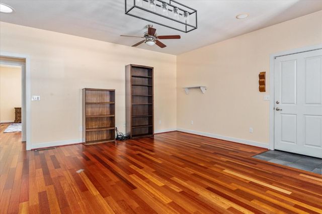 2514 Black Oak Dr, Arnold, CA 95223