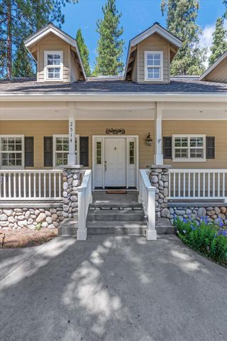 2514 Black Oak Dr, Arnold, CA 95223