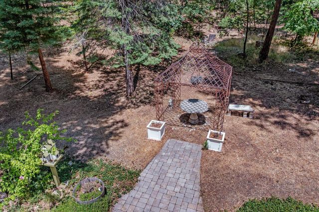 2514 Black Oak Dr, Arnold, CA 95223